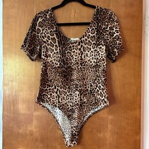 ee:some Leopard‎ Bodysuit Short Sleeve Brown Black Snap Stretch Womens Sz Medium